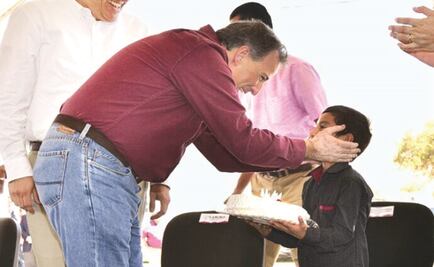 Blindados ante comicios, los programas sociales: Meade