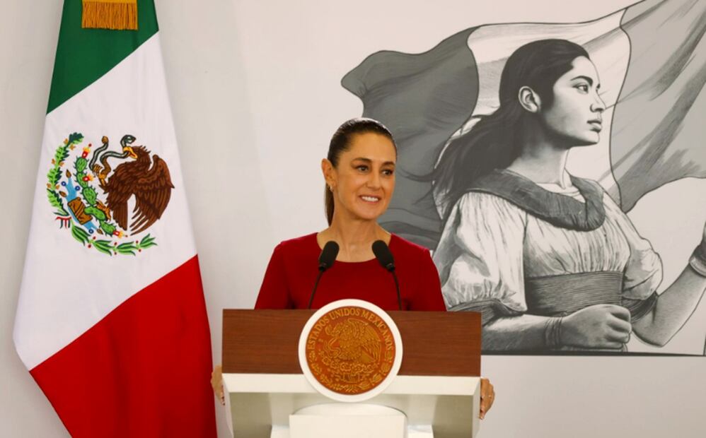 Ante la actualización que hizo el Departamento de Estado de Estados Unidos de su alerta de viajes, para incluir por primera vez el factor terrorismo, Sheinbaum Pardo declaró que “México está de moda y Quintana Roo también”. Foto: especial