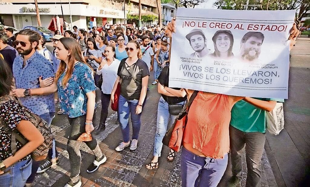 El 19 de marzo de 2018 desaparecieron en Tonalá los estudiantes Javier, Marco y Jesús, quienes supuestamente fueron confundidos por integrantes del CJNG con miembros de un grupo rival. Foto: Archivo | Especial