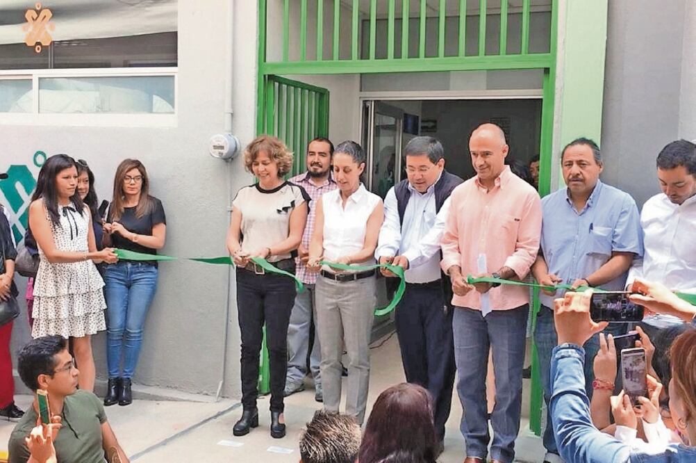 Abre Pilares en Xochimilco. Claudia Sheinbaum inauguró ayer un Punto de Innovación, Libertad, Arte y Saberes en el pueblo de San Gregorio Atlapulco. Foto: ESPECIAL