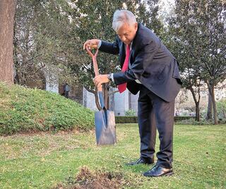 Pide AMLO redoblar labor en Bienestar
