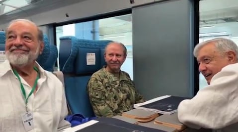 AMLO difunde escenas inéditas de la inauguración del Tren Maya