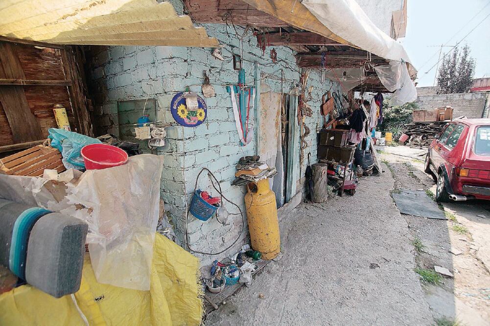 De acuerdo con el Coneval, en 2012, 13% de la población mostraba una carencia por acceso a la alimentación; en 2014 la cifra se redujo a 11.7% (ARCHIVO EL UNIVERSAL)