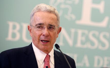 Jueza ordena la libertad del expresidente colombiano Álvaro Uribe