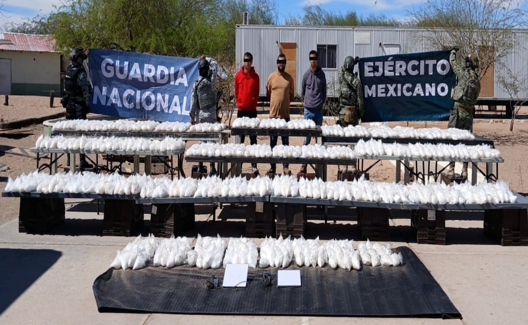 Aseguran más de media tonelada de metanfetamina en Sonora; detienen a tres en retén militar de San Luis Río Colorado. Foto: Especial