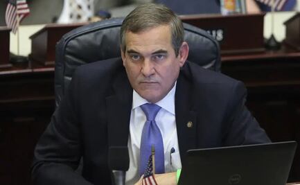 Florida busca prohibir que las niñas hablen de menstruación en los grados de primaria