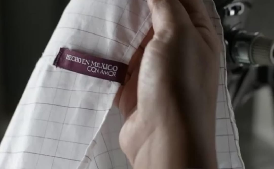 A shirt featuring the legend "Made in Mexico with Love" by clothing confection brand MAAUAD - Photo: Taken from Facebook