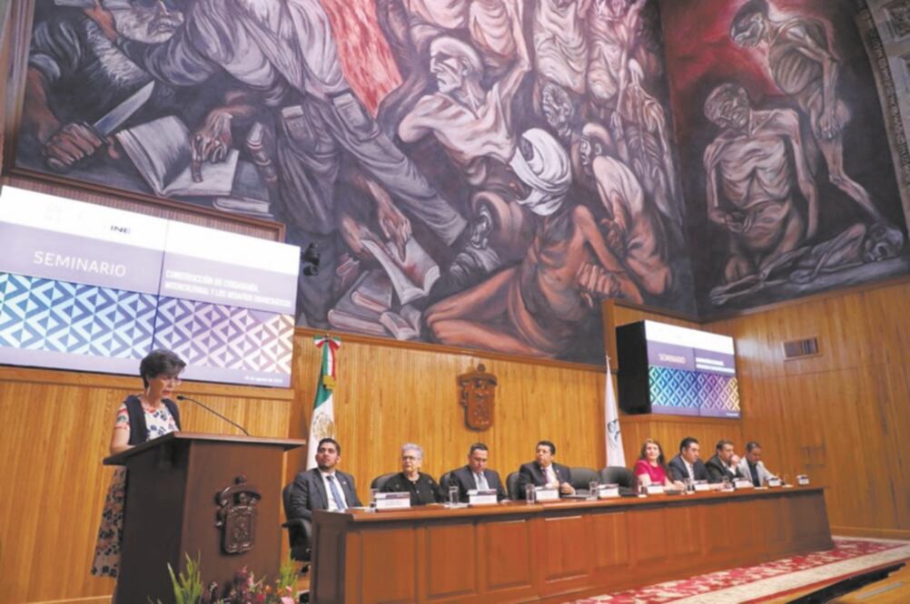 La magistrada Janine Madeline Otálora, del Tribunal Electoral del Poder Judicial de la Federación, habló sobre la realidad intercultural de México y consideró que la diversidad debe ser el centro de la acción jurídica. Foto/ESPECIAL