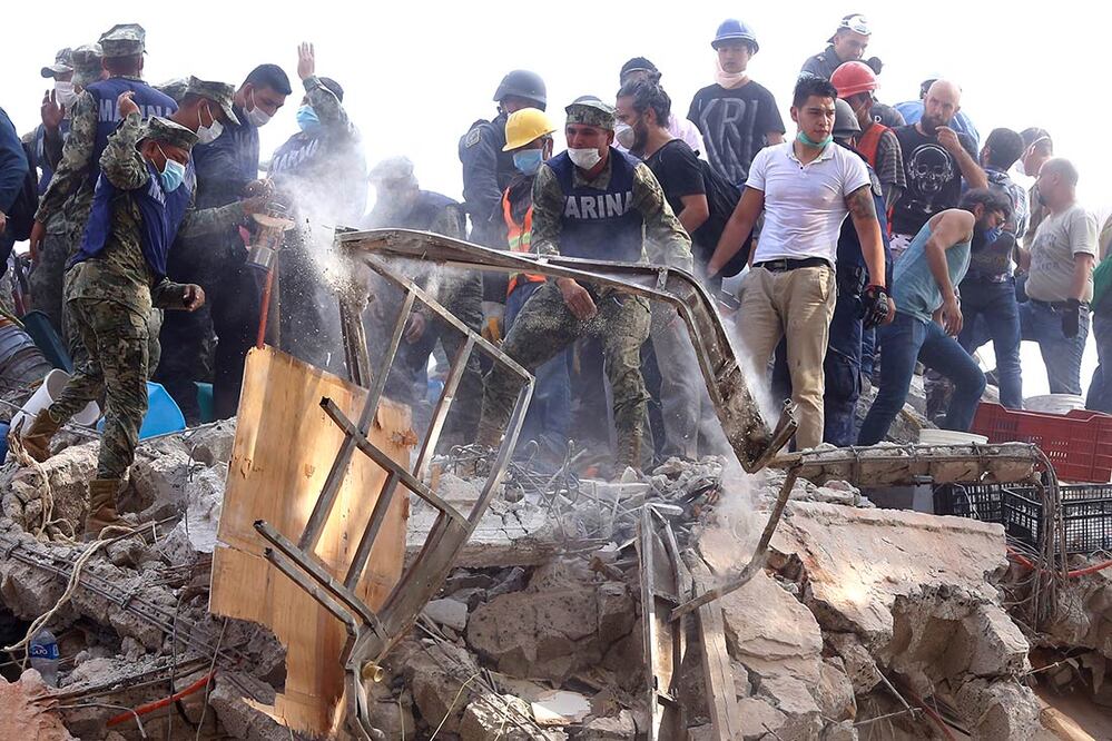 Dar la mano a quien lo necesita