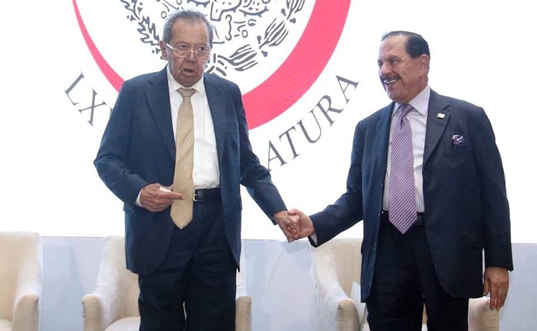 Porfirio Muñoz Ledo expresó su agradecimiento por el homenaje y se mostró muy emocionado por los aplausos que recibió. Foto: Carlos Mejía/EL UNIVERSAL