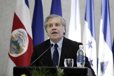 SIP otorga Gran Premio de Libertad de Prensa a Luis Almagro