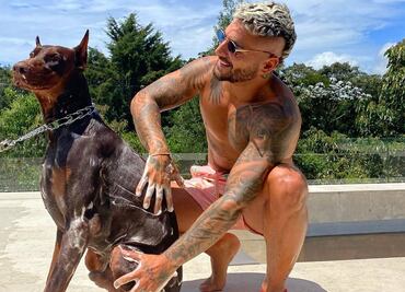 Maluma es atacado por Buda, su perro dóberman