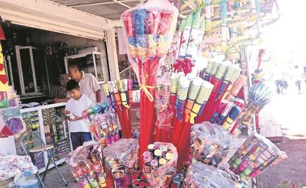 Protección Civil pide precaución al manipular pirotecnia