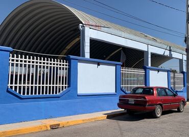 Padres de niña que murió en escuela de Acolman acusan a autoridades; dicen que no fue auxiliada