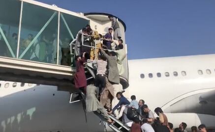 Así se vive el caos y la desesperación de los afganos tras la entrada del Talibán a Kabul