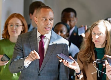 Demócratas extenderán el cierre de gobierno en EU si republicanos no acuerdan más fondos para salud