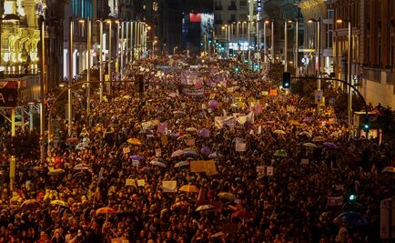 Mujeres paralizan España con huelga histórica por la igualdad