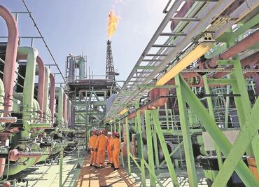 Petróleo mexicano repunta 3.7% tras acuerdo con la OPEP