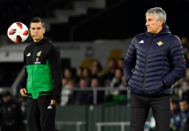 Entrenador del Real Betis se felicita por contratar a Diego Lainez