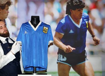 Subasta por camiseta de Maradona de México 86 comenzó con oferta de más de 5 mdd