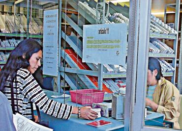 Insabi arrastra adeudos con farmacéuticas