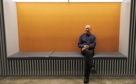 Tomar fotos con el celular no te hace fotógrafo, afirma Sebastião Salgado