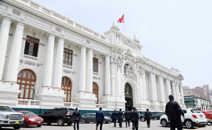 Congreso de Perú no llega a acuerdo para elegir a sucesor de Manuel Merino