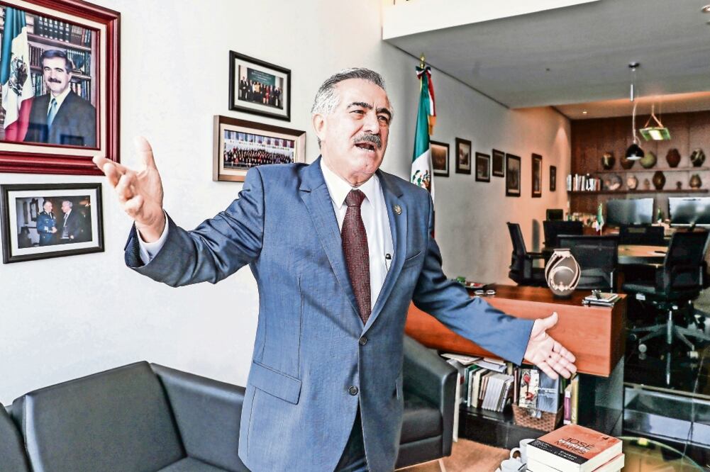 Patricio Martínez pide al presidente del Senado, Pablo Escudero, que la Cáma ra Alta analice la actuación de Roberto Salmón, titular de la CILA. (ARCHIVO. EL UNIVERSAL)