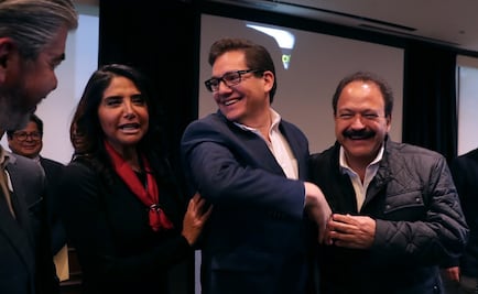 Precandidatos del PRD, con sonrisa pese a derrota 