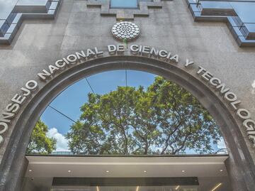 Fiscalía va por nueva orden de aprehensión contra científicos