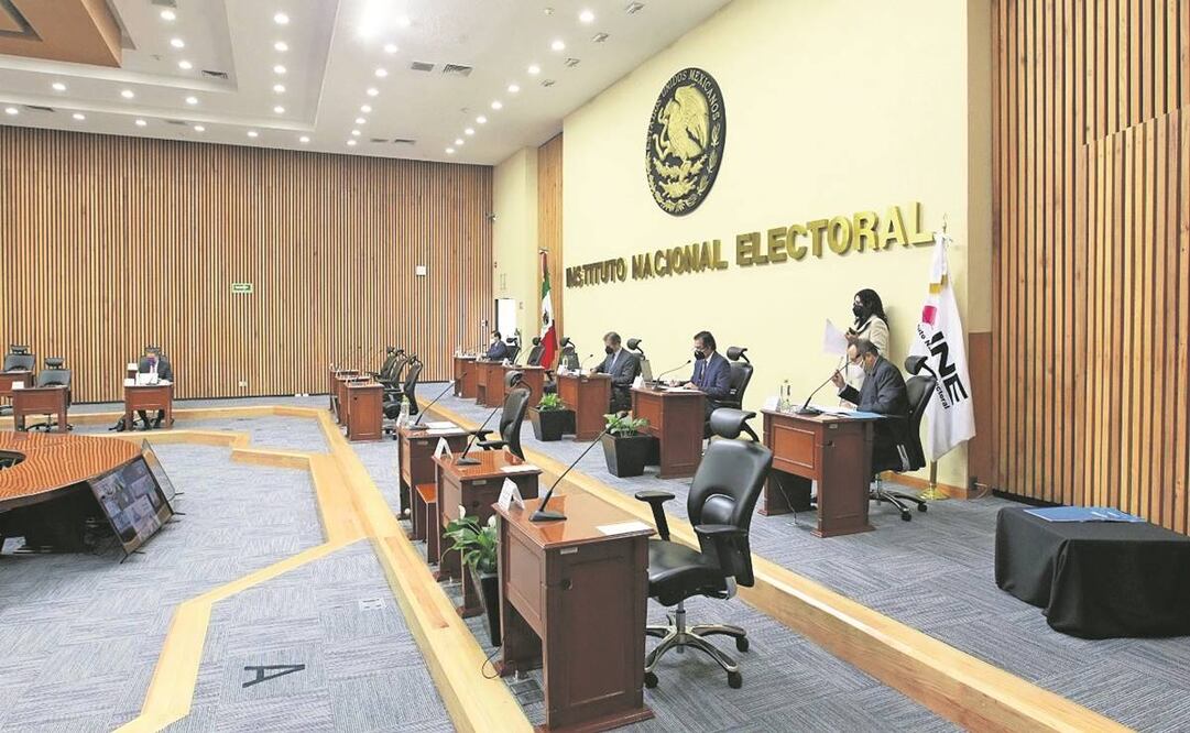 El INE considera que se difunden obras y acciones de gobierno en la carta de mandatarios morenistas. Foto: Archivo/ EL UNIVERSAL.