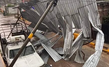 Fuertes rachas de viento azotan Chiapas; reportan diversos desprendimientos de láminas de techos