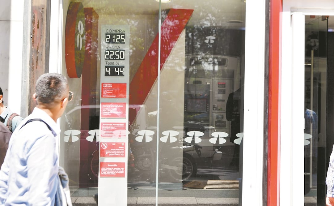 Si la gente no acude al banco por la contingencia, se pueden afectar los pagos, explicó Jesús Chávez. Foto: ARCHIVO EL UNIVERSAL