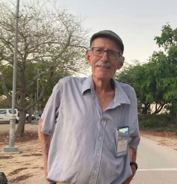 Foto facilitada por Hostage's Family Forum del rehén israelí Oded Lifshitz, secuestrado y trasladado a Gaza el 7 de octubre de 2023. FOTO: AP