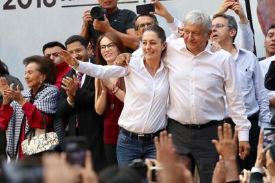 INE ordena bajar spot de Claudia Sheinbaum con AMLO