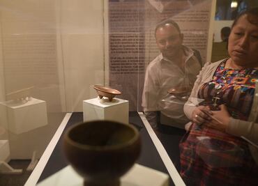 Guatemala exhibe 17 piezas arqueológicas recuperadas