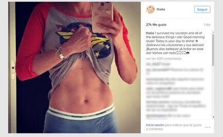 Thalía presume su abdomen