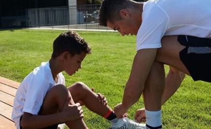 Cristiano y su hijo entrenaron con Rio Ferdinand