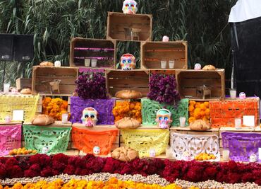 Platillos típicos en las ofrendas de Día de Muertos
