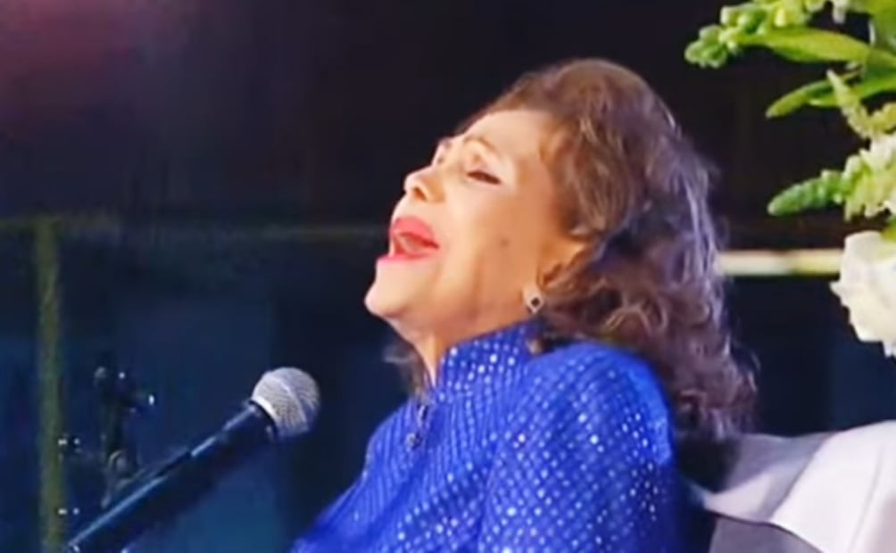 María Victoria le canta a la Virgen de Guadalupe en 2021.