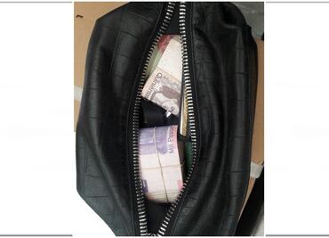 Policía devuelve 100 mil pesos hallados en un supermercado de GAM