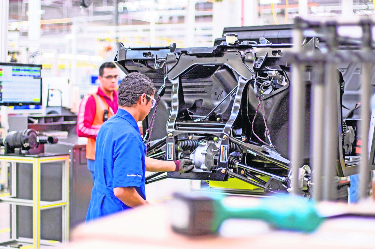 Se deben atender desafíos internos como garantizar la protección de los derechos laborales, aseguró el Comce. Foto: Archivo / EL UNIVERSAL
