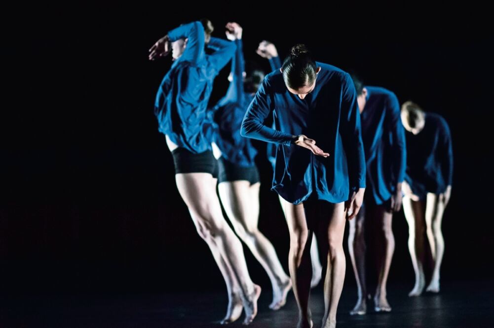 La Limón Dance Company llegará este fin de semana a la Sala Miguel Covarrubias del Centro Cultural Universitario. (CORTESÍA: LIMON DANCE COMPANY- NIGHT LIGHT- KEIRA CHANG)