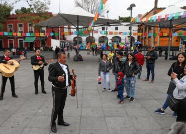 “Hermoso cariño...”; luce plaza Garibaldi semivacía durante celebración por el día Internacional del Mariachi