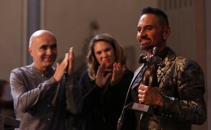 Recibe Horacio Franco la presea Miguel Bernal Jiménez