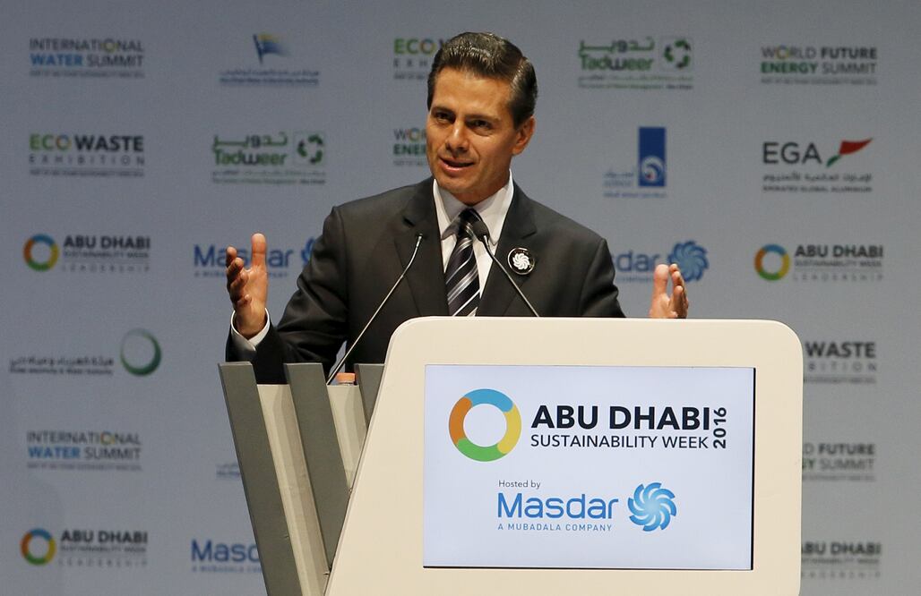 El presidente de México expuso los esfuerzos realizados por el país en favor del medioambiente en el marco de la Semana de la Sustentabilidad de Abu Dhabi (Reuters)