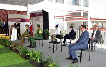 AMLO pide estar atentos al Covid-19 para evitar que sorprendan las fatalidades