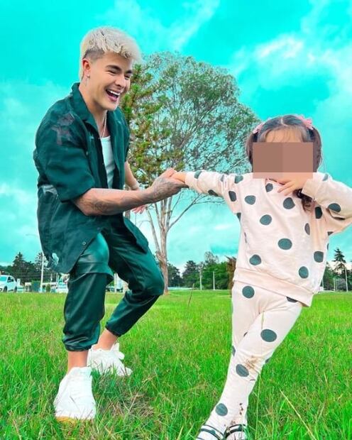 Esposa de influencer Carlos Feria habla del maltrato a su hija: "Cometimos un error"