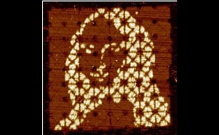 Pintan "La Mona Lisa" más pequeña del mundo en un lienzo de ADN