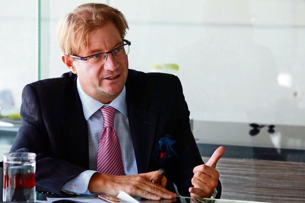 Andrés Roemer recluía a sus víctimas invitándolas a su casa y oficina de la colonia Roma a tratar temas laborales. Foto: Archivo / EL UNIVERSAL